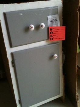 Ugly kitchen cabinet