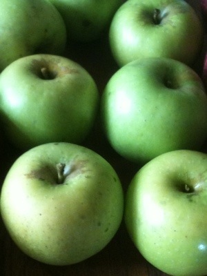 green apples 20120909-154913.jpg