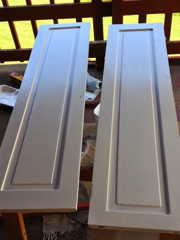 Dining room closet doors painted with Sherwin Williams Steamed Milk Satin